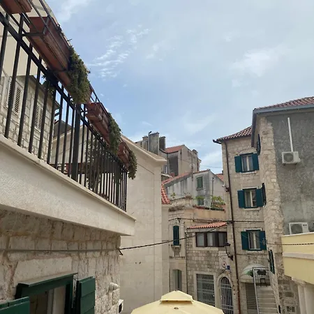 N&m - Diocletians Palace