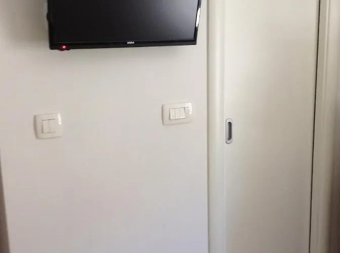 ゲストハウス N&m - Diocletians Palace 3*