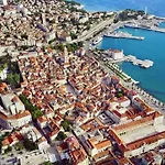 Гостевой дом N&m - Diocletians Palace 3*