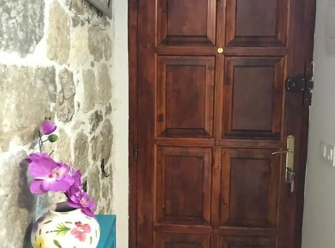 Πανσιόν N&m - Diocletians Palace 3*