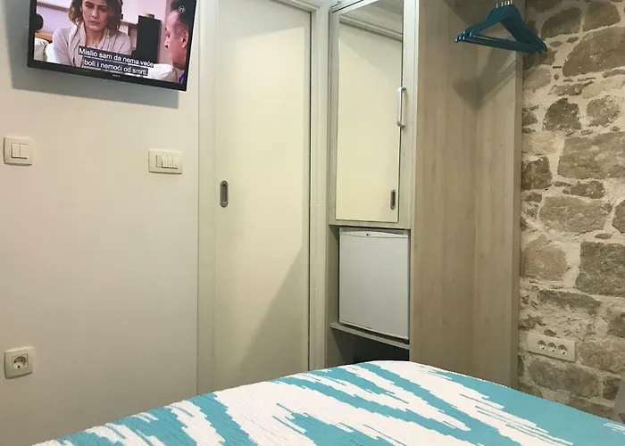 N&m - Diocletians Palace ספליט