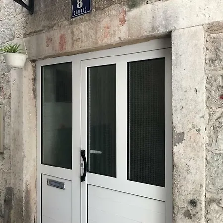 N&m - Diocletians Palace 3* Split